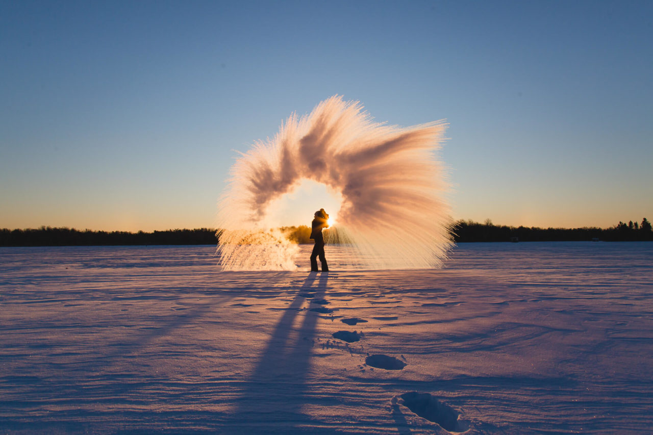 how-to-turn-boiling-water-into-snow